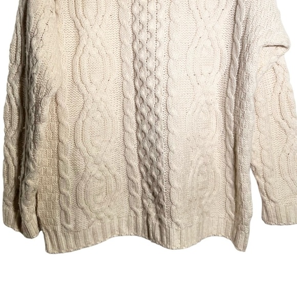 Aran Crafts Cream 100% Merino Wool Cable Knit V Neck Cardigan Medium - Picture 6 of 12